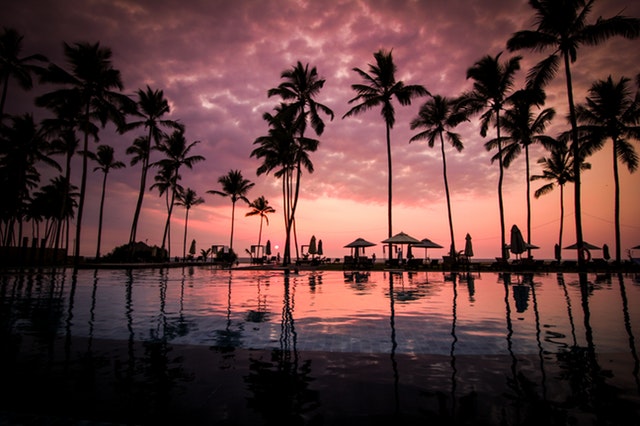 beach-clouds-hotel-60217